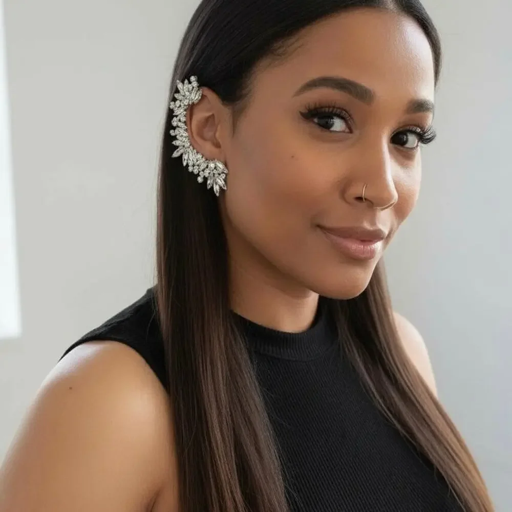 Luxury Right One Piece Silver Earring - Picture 2 of 6